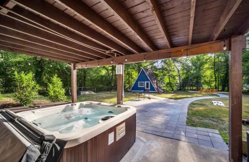 Port Tobacco Ski Chalet | Riverfront A-Frame Retreat with Hot-Tub, Fire Pit and Dock in Maryland