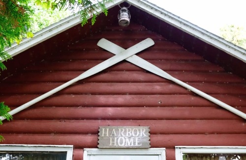 Idlewild Cottage | Robertson's Cottages; Door County Waterfront Resort/Harbor Home, Dog Friendly