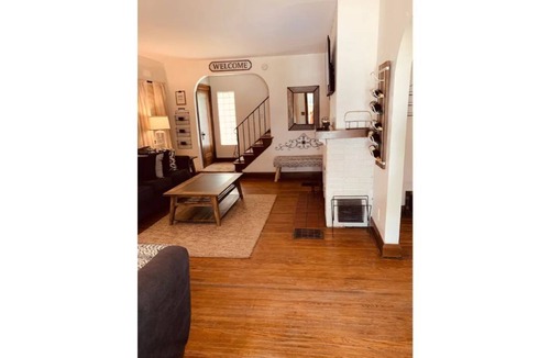 Ottawa House | Rocket Retreat near campus and downtown