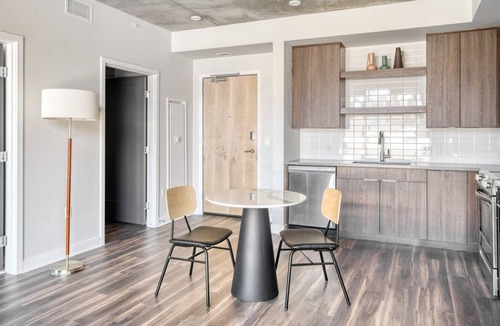 Golden Triangle Apartment | Roomy Golden Triangle 1BR w/ Pool, Gym & W/D, next to Park, by Blueground