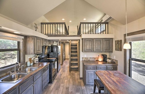 Pagosa Hills House | Roomy Pagosa Springs Tiny Cabin 1 Mi to Downtown