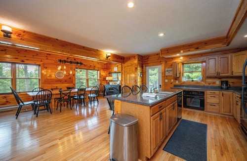 McHenry Cabin | Rustic Log Lodge w/Fireplace & Hot Tub