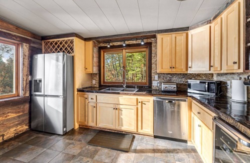 Black River Falls Cabin | Rustic River Retreat Hot Tub Arcade Beach