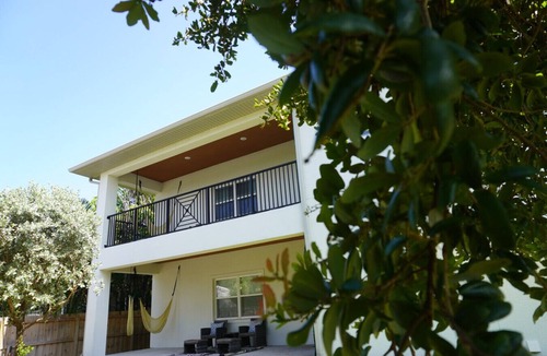 Crescent Beach Villa | SōLE 2BD 2BTH-Villa #4