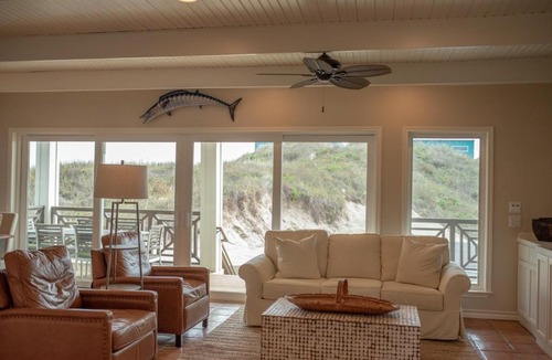 Port Aransas House | Salt And Horns Home