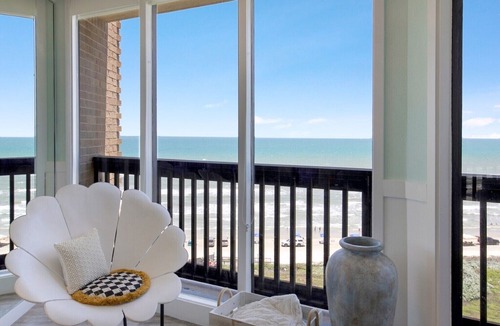 Port Aransas Condo | Sandpiper Condominiums 908L, Panoramic Gulf Views w/ direct access to Mustang Island/Port A beaches.