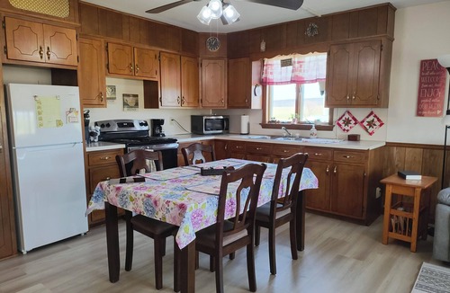 Gap House | Scenic View Lodging ~ A Country Suite with Country Charm.
