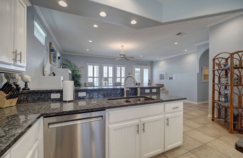 Port Aransas House | Sea Horse Inn, A Short Walk To The Beach, Sleeps 10, 4/3.