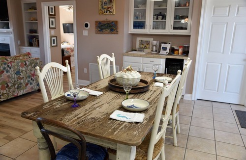 Silver Cay House | Sea Level | West end cottage with easy beach access