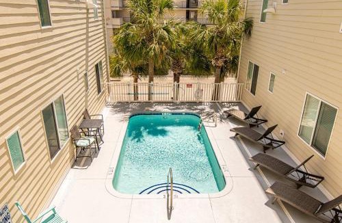 Windy Hill House | Sea Views at Ocean Breeze Beach Retreat