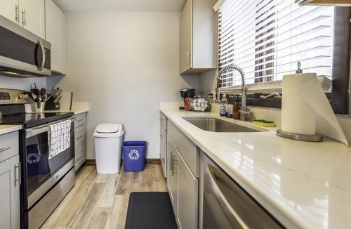 Arborview Neighborhood House | Secluded 2BR Loft - Minutes from Downtown AA!