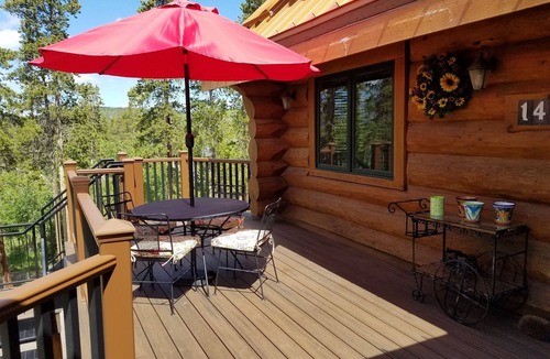 Winter Park Highlands House | Secluded Custom Log Home w Hot Tub - by Winter Park, Granby Ranch & Grand Lake