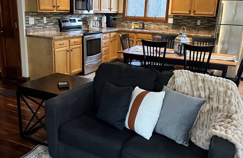 Makanda Cabin | Secluded Lodge on 75 Acres PRIME Location by wineries, Porch Swing Bed, Fire Pit