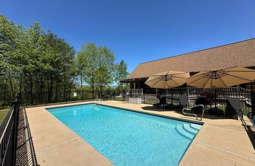 Trion Cabin | Secluded Log Cabin with Mountain Views. Hot Tub & 'Seasonal' Heated Pool