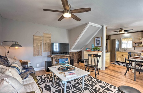 Lothian House | Secluded Lothian Farmhouse on 45 Acres w/Fire Pit