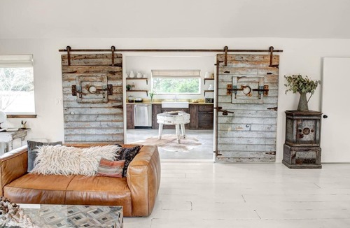 Round Top House | ★ Seen in 250 Articles ★ 1min → Town ★ Private ★ Chef's Kitchen ★ Luxury ★ Boho