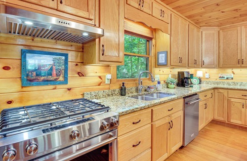 Ellijay Cabin | Serene Riverfront Escape in Ellijay, Georgia!