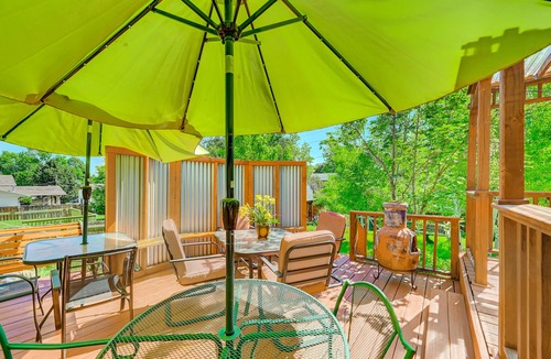 Castlewood House | Serene Rustic Haven, Huge Yard & Decks , ZenDen