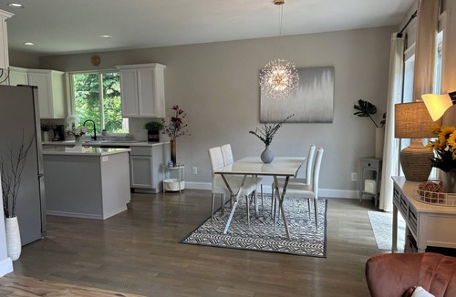 Picnic Point-North Lynnwood House | Serene & Spacious near Seattle - Tucked away, Enclosed Yard, Firepit, & More!
