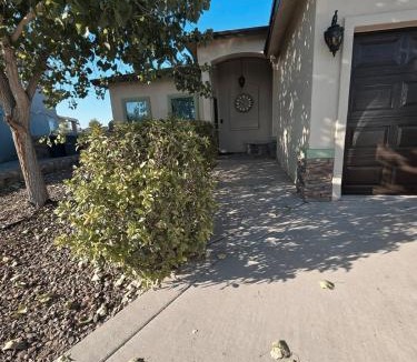Biggs Field House | Serenity Awaits 3BR-2BA Tierra Del Este