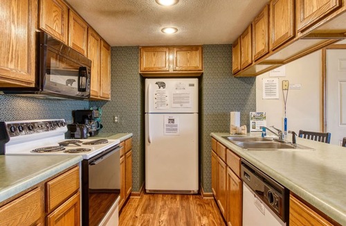 Chalet Village Ski Chalet | Serenity Heights - AWESOME VIEWS, Hot Tub, $685 FREE tickets each paid day!