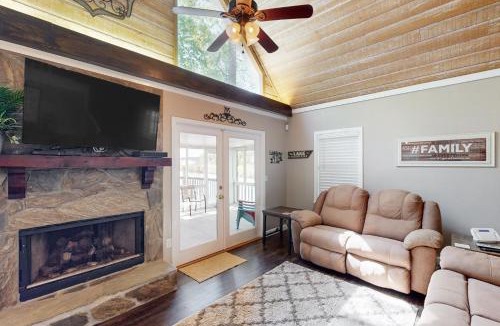 Eatonton House | Serenity On Lake Sinclair