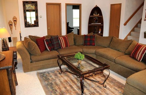 Seven Springs Apartment | Seven Springs Woodridge 4 Bedroom Premium Condo, Sleeps 10, Deck with Mountain Views condo