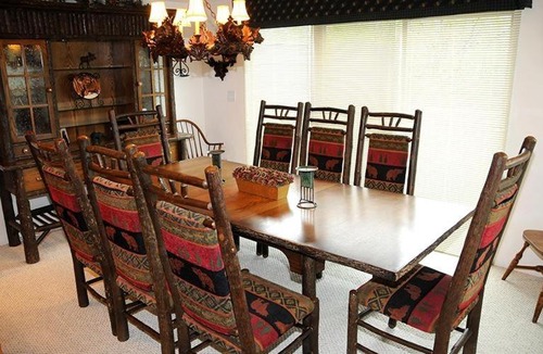 Seven Springs Apartment | Seven Springs Woodridge 4 Bedroom Premium Condo, Sleeps 10, Deck with Mountain Views condo