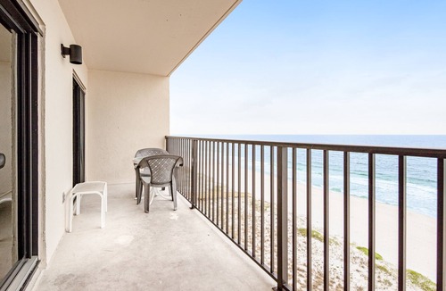Navarre Beach Condo | Seventh-floor dog-friendly condo with incredible Gulf-front views & pool