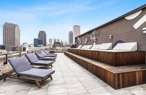 Central Business District Hotel | Sextant | The Brandywine | Rooftop Pool | 5 min drive to Bourbon St | Studio 🌊