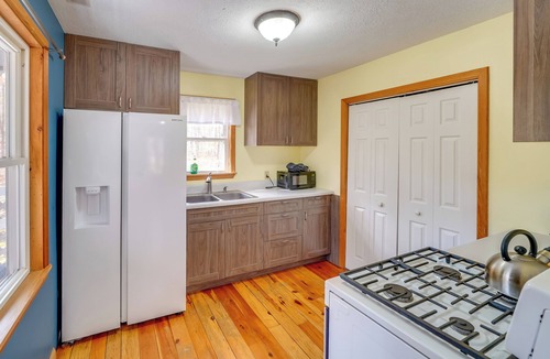 Rosedale Cottage | Shared Pond & Trails: Rosedale Cottage!