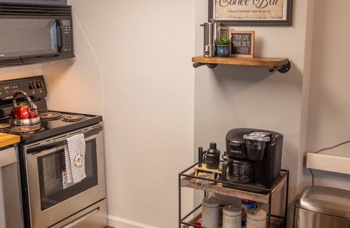 Snowshoe Condo | Silvercreek Lodge 1BR w/balcony, Mountain Escape