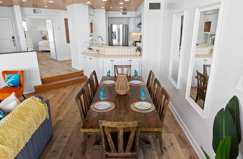 South Oceanside House | Single Family Beachfront Home with a Spa P1427-0