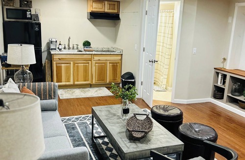 Conyers House | SITTC Suites-Hospitality At It’s Best!