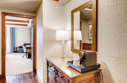 Avon Apartment | Ski in/out Private 2BDR in Ritz Bachelor Gulch