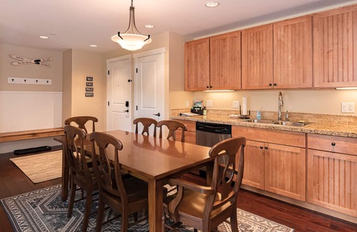 Silvercreek Condo | Ski in/Ski Out 2bed/2bath Mountainside Escape