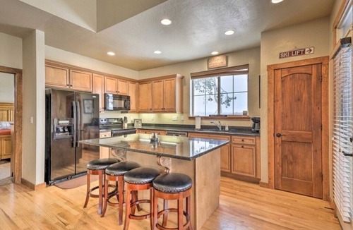 Silvercreek House | Ski In/Ski Out Enjoy the beautiful mountains and watch the skiers go by!