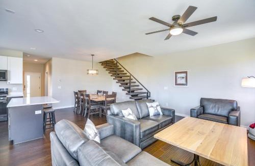 Silvercreek House | Ski-InandSki-Out Granby Townhouse with Private Hot Tub
