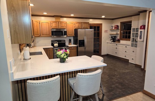 Warrensburg Ski Chalet | Ski Spa Arcade Gore Mtn Views Lake George Retreat