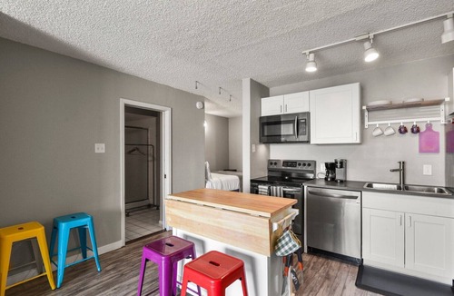 Downtown Denver Apartment | Sky-High Downtown Denver Studio | Pet Friendly!