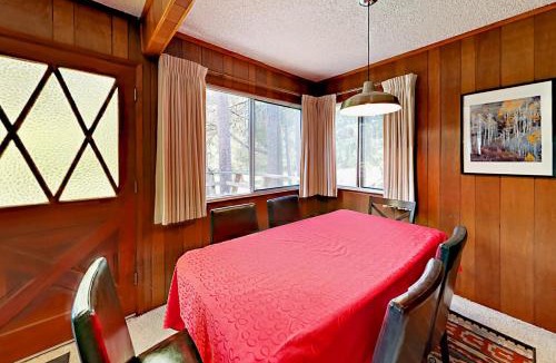 Tahoe Island House | Sky Meadows Charmer