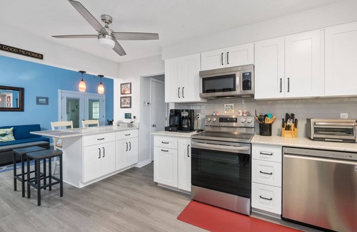 Piney Island House | Slack Tide is a wonderful 3 Bedroom/2 Bath Pet-Friendly Vacation Home on Chincot