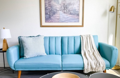 Mount Auburn Apartment | Sleepover: Pristine 1BD/1BA + Gym - Downtown Cincinnati