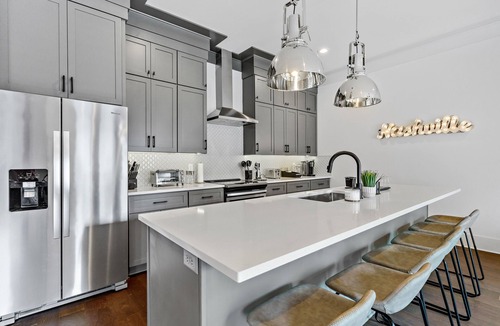 Eastwood House | *SLEEPS 12* Keep the Secret *EAST NASH6* 4BR* 4BA*