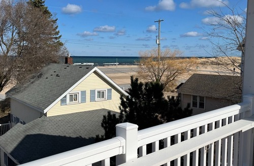 Manistee House | Sleeps 24+! Large home steps from Lake Michigan with views of the Lighthouse
