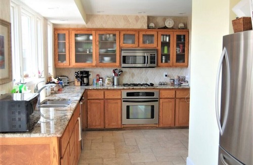 Lost Creek House | Sleeps10-Beautiful Views, Secluded, Heated Pool, Fireplace, Very Comfy 5 Bedroom