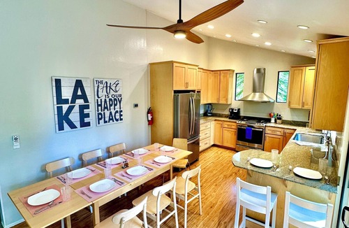 Tahoe Woods House | Slopes To Shore — Your Tahoe Adventure Hub! - {Hot Tub} {Game Room} {Gym}