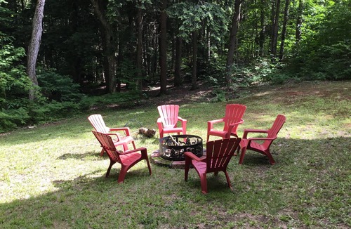 Wetmore Cabin | Small log cabin in the woods