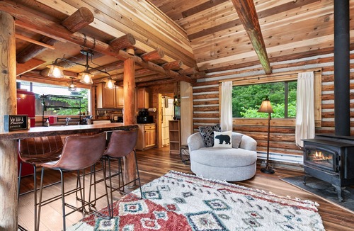 Gold Bar Cabin | Small Timbers-riverfront log home, stunning view