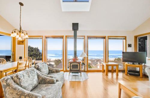 Roads End House | Soaring High